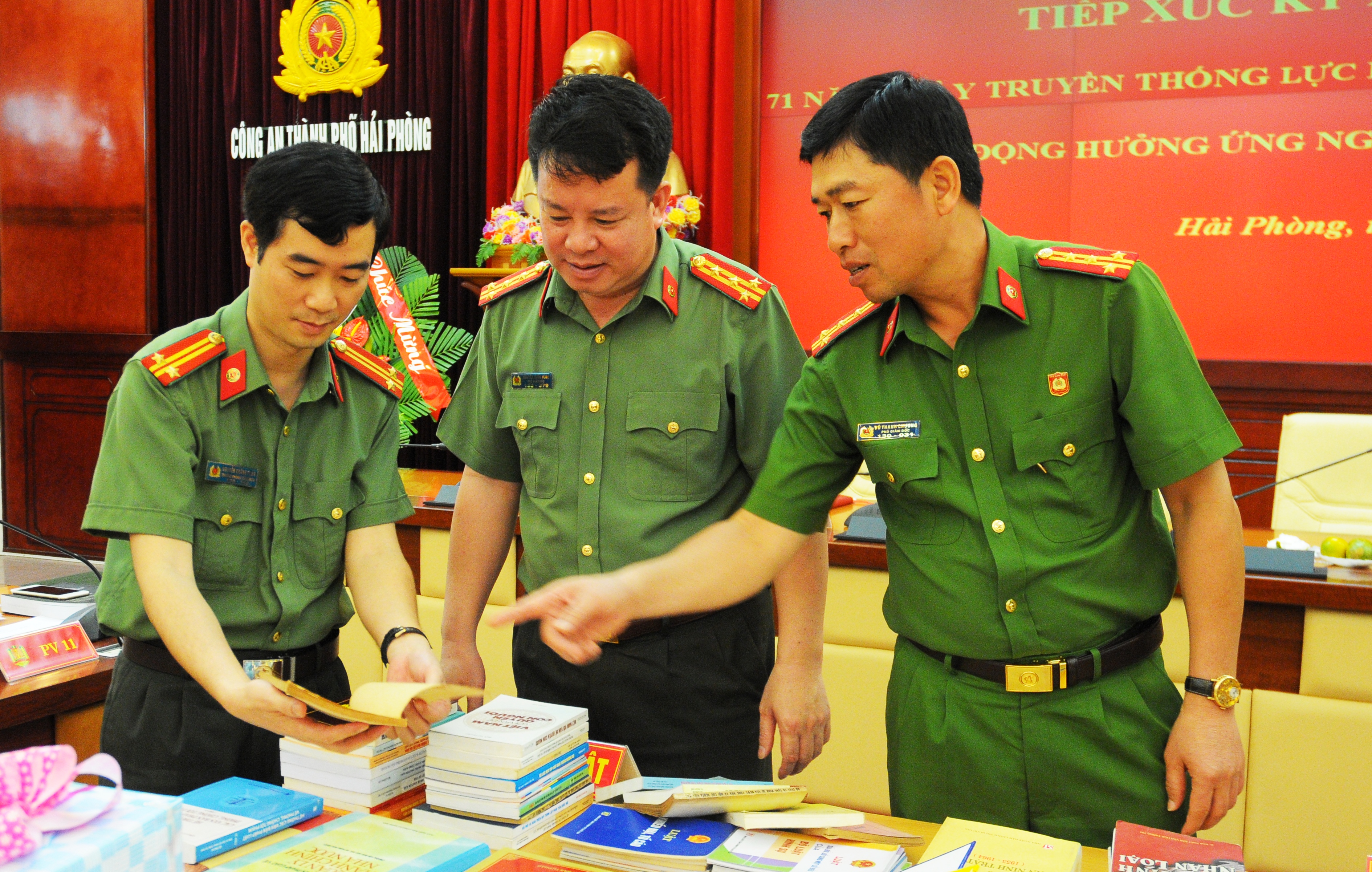 Đẩy mạnh phát triển văn hóa đọc trong Công an thành phố Hải Phòng